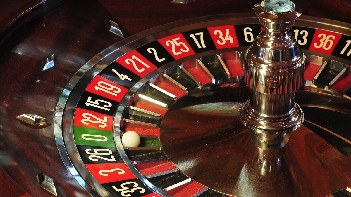 Roulette wheel close-up